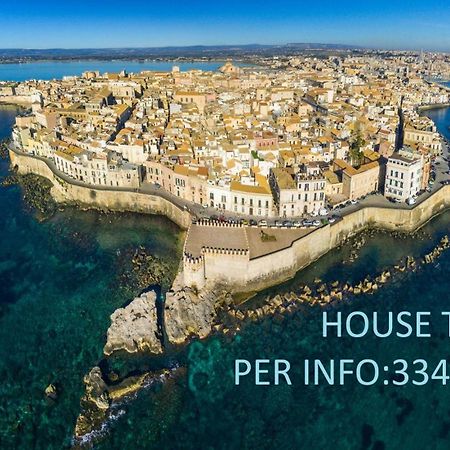 House Tea Apartman Szirakúza Kültér fotó